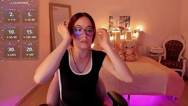 Amaraa_couper1 — Masturbates for you! 