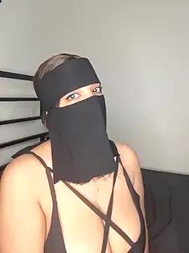 amerlov15 — Ejaculation on the chest 