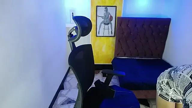 Anniee_x on StripChat 