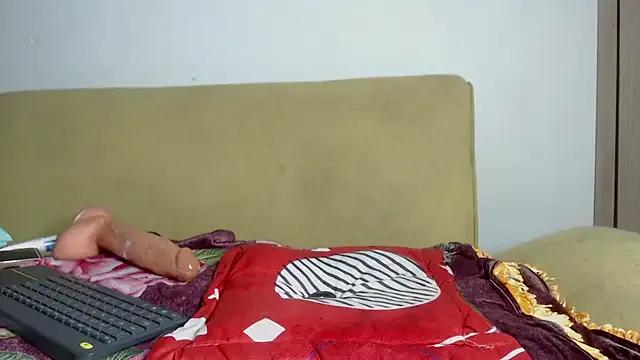 avaleri_cherry on StripChat 