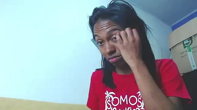 avaleri_cherry on StripChat 