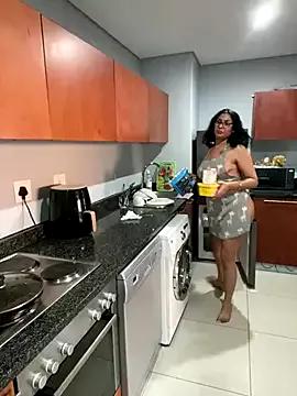 BigBootyButter on StripChat 