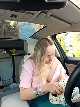 Bondgirl_013 — Group on StripChat