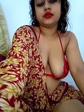 bumblebeegirl on StripChat 