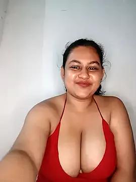 bumblebeegirl on StripChat 