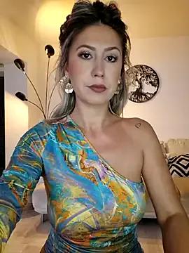 CelynaRoss — Make me wet... cum for you