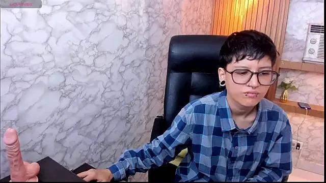 CharlieTaylor__ — Sing, moan & obey : 3 min ctrl