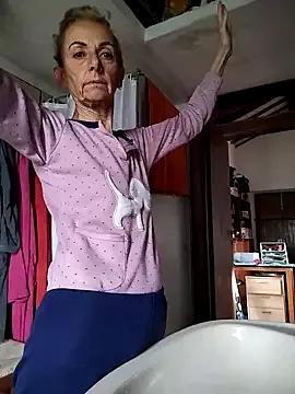 clarabell4 — Resto senza mutandine