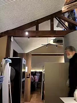 da--------i on StripChat 