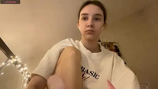 DanaCore — Spin around, show my outfit