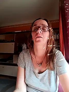 Dettybitch40 on StripChat 