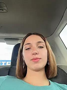 DollyTall on StripChat 