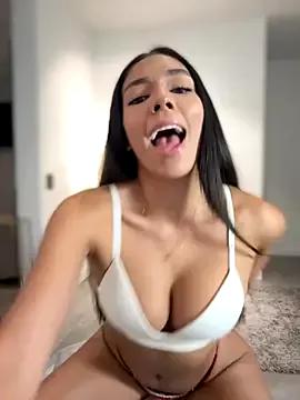 EllaSanz_ — Play boobs