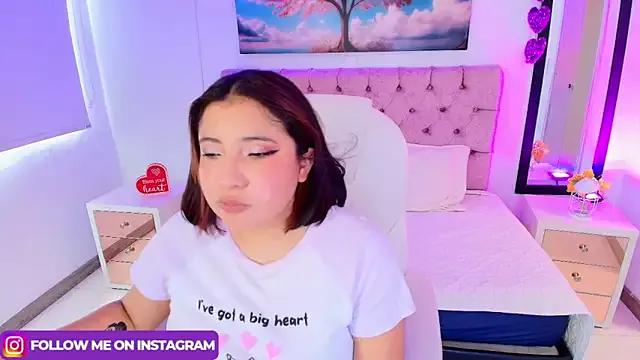 Emma_monserrat on StripChat 