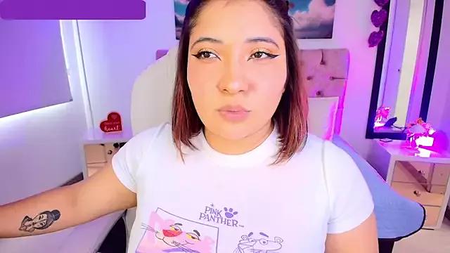 Emma_monserrat on StripChat 