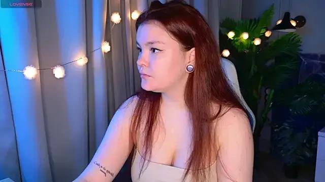 EnnySunrise on StripChat 