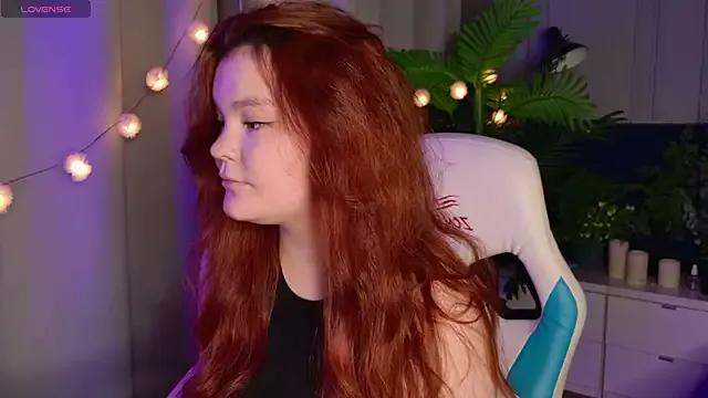 EnnySunrise on StripChat 