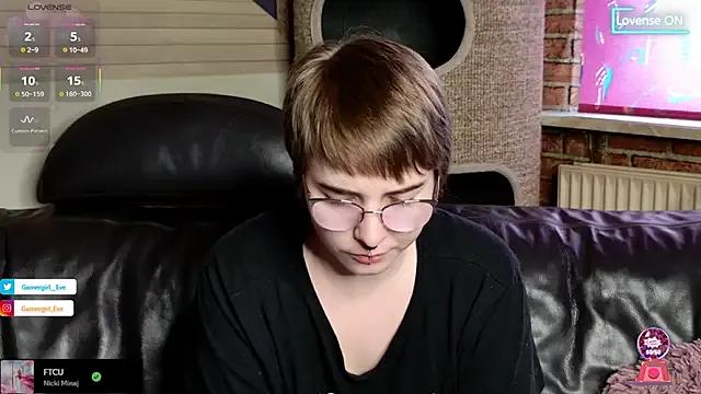 GamerGirl_Eve — Take off Top