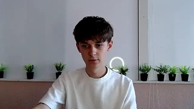 Hoot_Dude_ on StripChat 