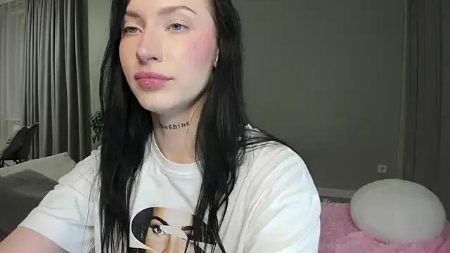 JenniferQueen11 on StripChat 