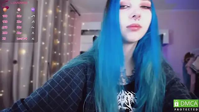 JustMeowGirl — Tease ma body ()