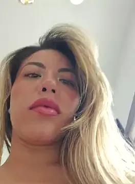Karen_San_Miguel — Take off my bra in the mall 