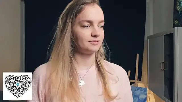 KerenFurguson on StripChat 