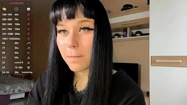 LaurenOveson — take off my panties !