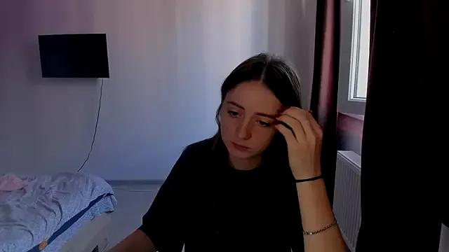 LilyHaart on StripChat 
