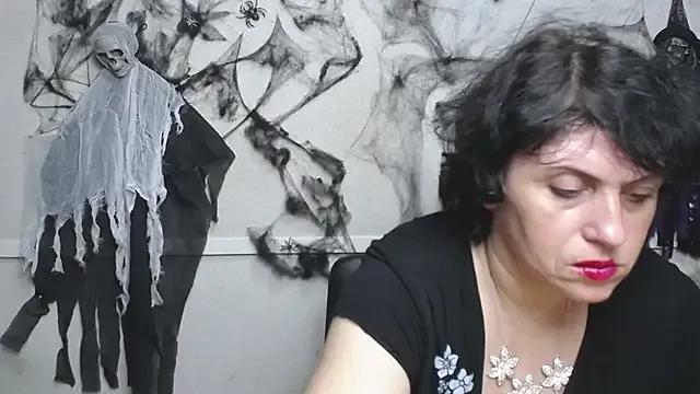 LuciaMii — playing with a pussy