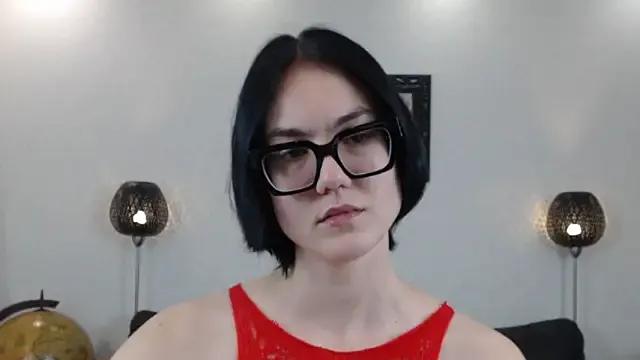 Marie_Fitch —  Show My outfit 