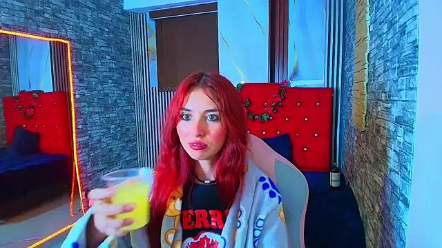 mildre_turen — Spanks ass hard for 3 time