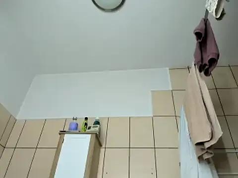 Milky_hairy_mommy — Hairy Pussy gape