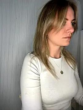 Milla__one on StripChat 