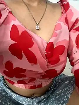 miss_moonikaa on StripChat 