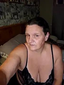 MissQueenBeex on StripChat 