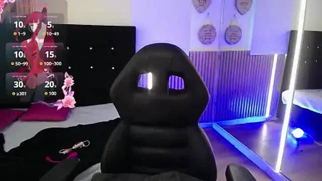 Noah_Jhonson — bouncing tits + Oil in my boobs 