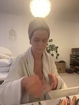 Off__Melonenmandy on StripChat 