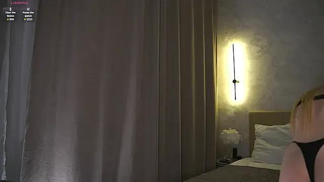 RaiArgand on StripChat 