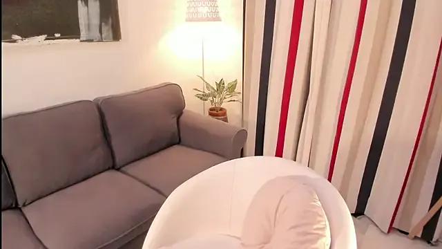 Raychell_Black — Twerking time - Ass shaking