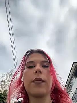 RiriRoseey on StripChat 