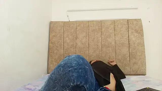 Roxy_Nasty1 — Freechat on StripChat
