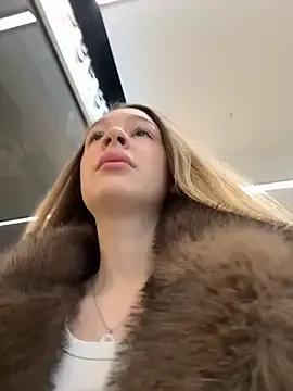 SashaCatt — Masturbation+pinching nipples 