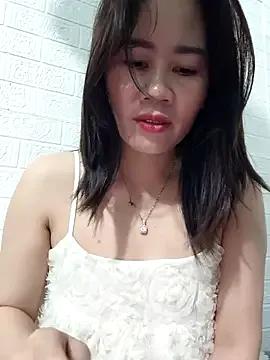 Singlemom69x — sucking dildos