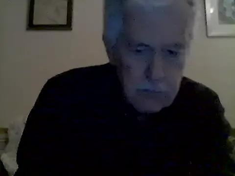 slaveman4you — Widen my asshole with inflatable buttplu