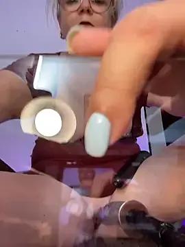 slutgold — EXPLOSIVE SQUIRT IN YOUR COCK