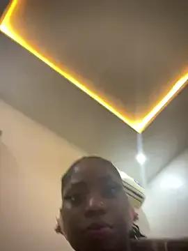 Sweetbootty on StripChat 