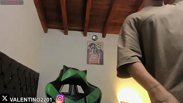 Valentino_Xander — whip my ass and my body