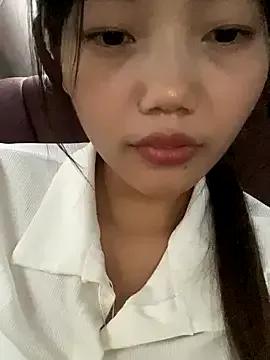xixi_28 on StripChat 
