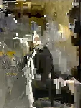 yimisun01 on StripChat 